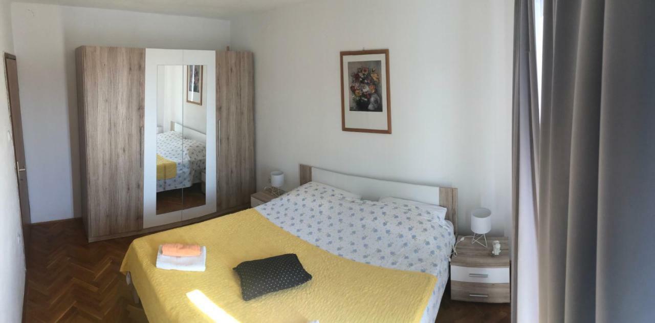 Apartment Kula Klenovica Buitenkant foto